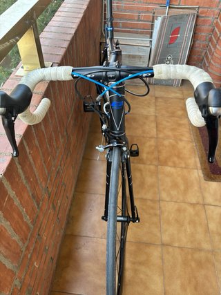 Bicicleta carretera BH B-pro R200