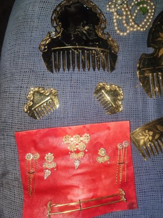 Conjunto Peineta y Aderezo Infantil Antiguo
