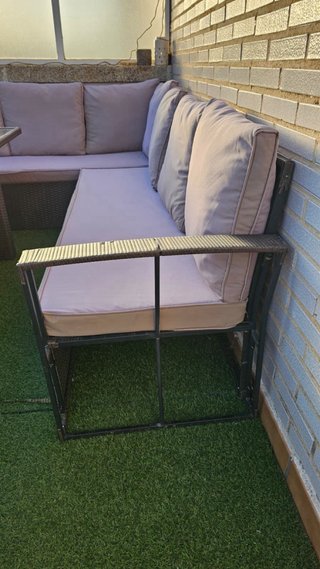 Conjunto terraza mimbre y cristal