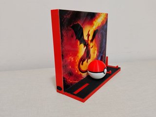 Game Boy Color con expositor iluminado pokemon