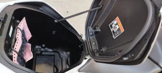 Honda NC750SA Blanca y Negra Limitada A2