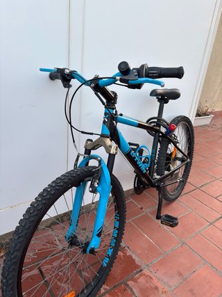 Bicicleta Montaña B'Twin Azul y Negra