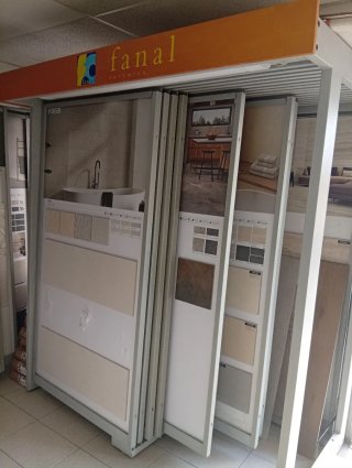 Expositores Tienda Por Cierre