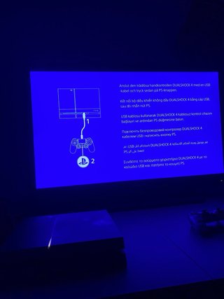 PS4 500 GB funcionando perfectamente + cables