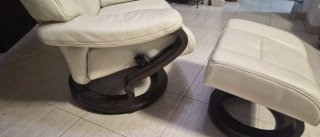 Sillón de lujo reclinable con reposapiés