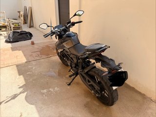 Voge 125r Negra