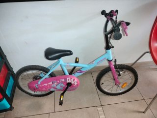 Bicicleta infantil BTWIN azul y rosa
