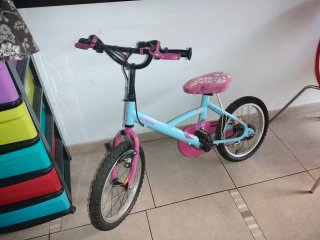 Bicicleta infantil BTWIN azul y rosa