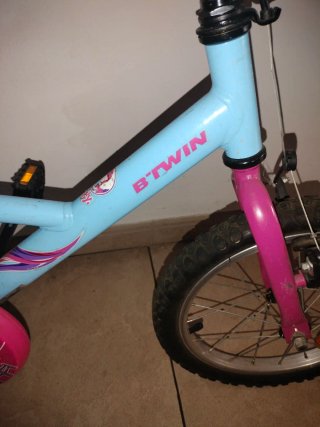 Bicicleta infantil BTWIN azul y rosa