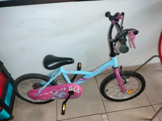 Bicicleta infantil BTWIN azul y rosa