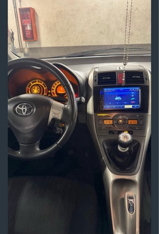 Toyota Auris 2009