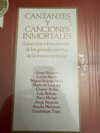 11 LPs Cantantes y Canciones Inmortales