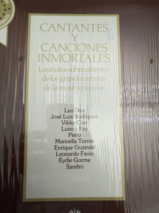 11 LPs Cantantes y Canciones Inmortales