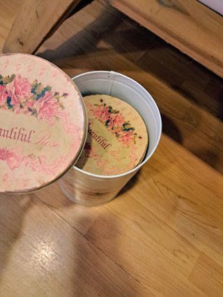 Pareja Latas Vintage Flores Rosas Beautiful