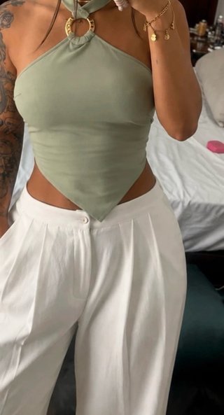 Top verde con aro dorado talla XS