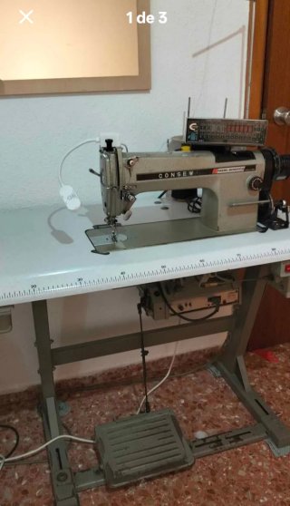 Máquina de coser CONSEW 291
