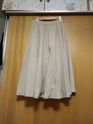 Falda Zara botones beige