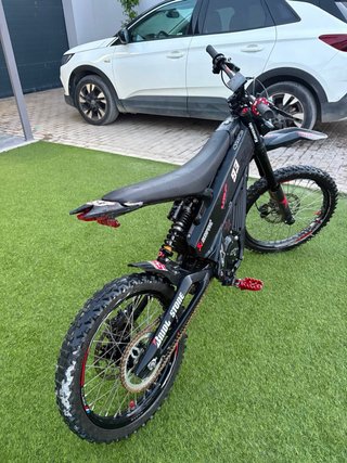 Talaria XXX Enduro/Motocross Negra y Roja