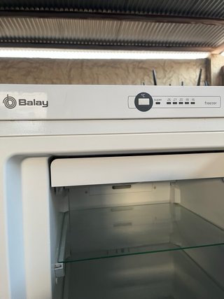 Congelador vertical Balay