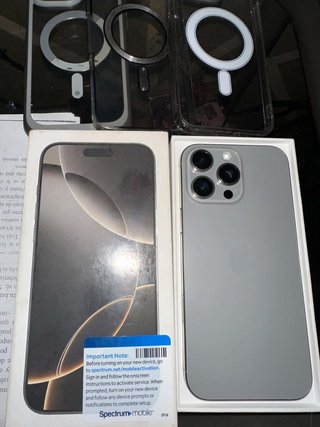 iPhone 16 Pro Max