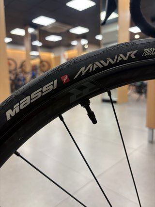 Cube Nuroad Race Gravel