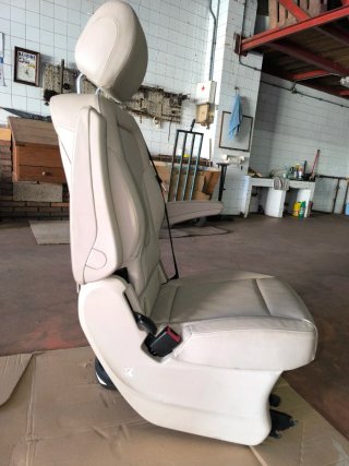 Asiento Cuero Beige Mercedes Clase V
