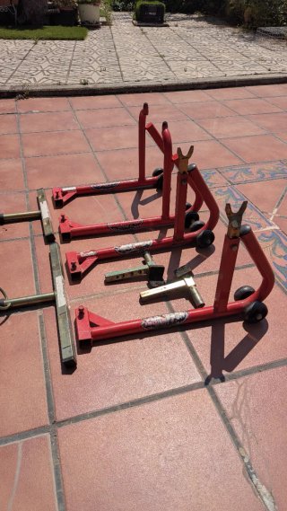 Caballetes Moto Trasero y Delantero