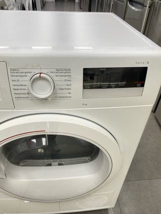 Secadora bomba de calor Bosch Serie 4 de 8kg A++