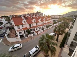 Piso en alquiler en Puerto - Plaza de Toros en Estepona