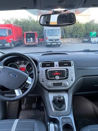 Ford Kuga 2.0 TDCi Titanium