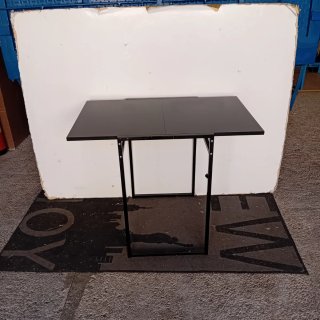 Mesita auxiliar plegable