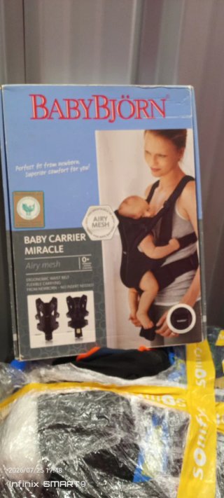 Portabebés BabyBjörn Miracle Airy Mesh