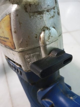 Martillo percutor electrónico