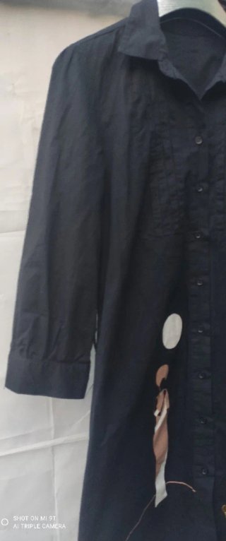 Vestido Camisero Negro con Estampado