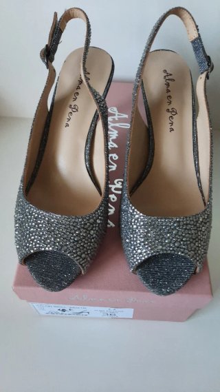 Sandalias tacón con brillantes núm. 36