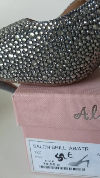 Sandalias tacón con brillantes núm. 36