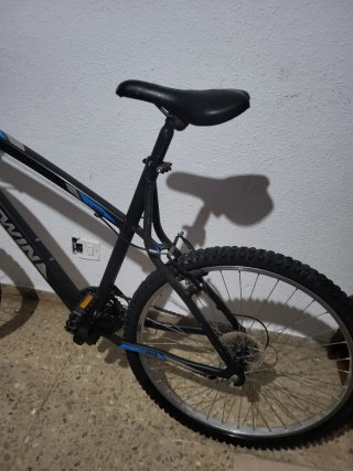Bicicleta Btwin MTB Nera