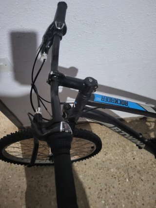Bicicleta Btwin MTB Nera