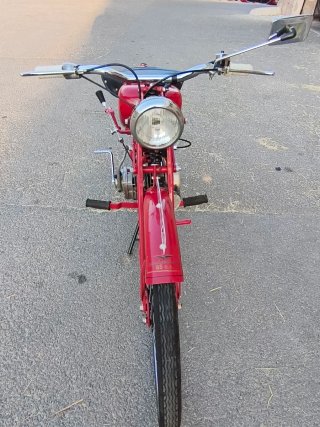 Moto Guzzi Hispania 65 Roja