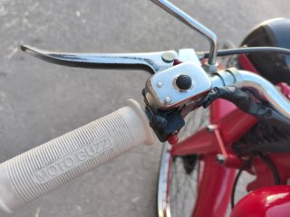 Moto Guzzi Hispania 65 Roja
