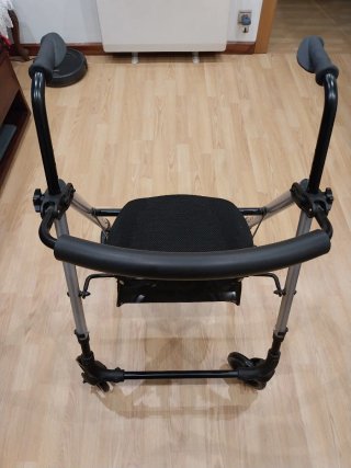 2221A ROLLATOR ALUM. FRENOS PRESION. Gris