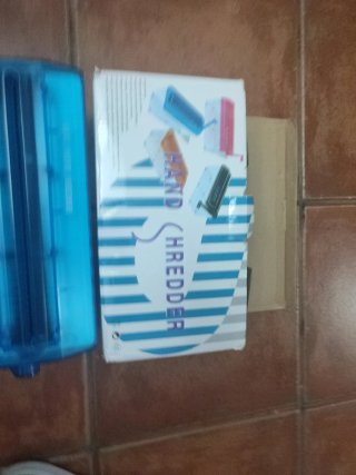Trituradora de papel manual azul