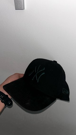Gorra NY New Era Talla Infantil Negra y Verde