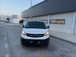 Se vende furgoneta extra larga opel vivaro