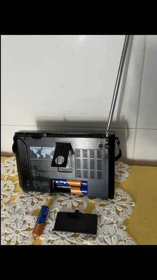 OPOR SONY RADIO VINTAGE.12€