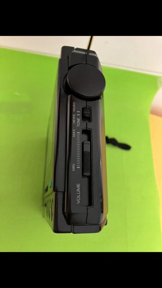 OPOR SONY RADIO VINTAGE.12€