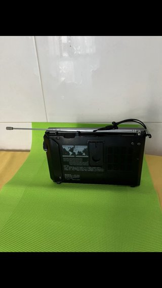 OPOR SONY RADIO VINTAGE.12€