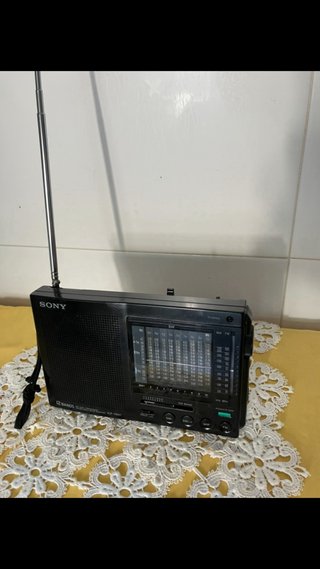 OPOR SONY RADIO VINTAGE.12€