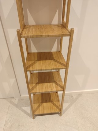 Conjunto de muebles de bambú para el baño