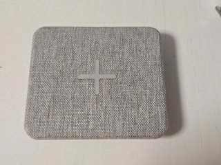 Cargador inalámbrico y Batería Externa Ikea